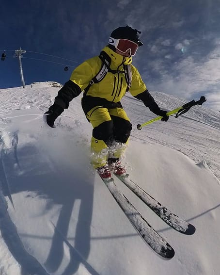 Kunde @simonparky1 in Arch Skijacke Herren Bright Yellow/Black