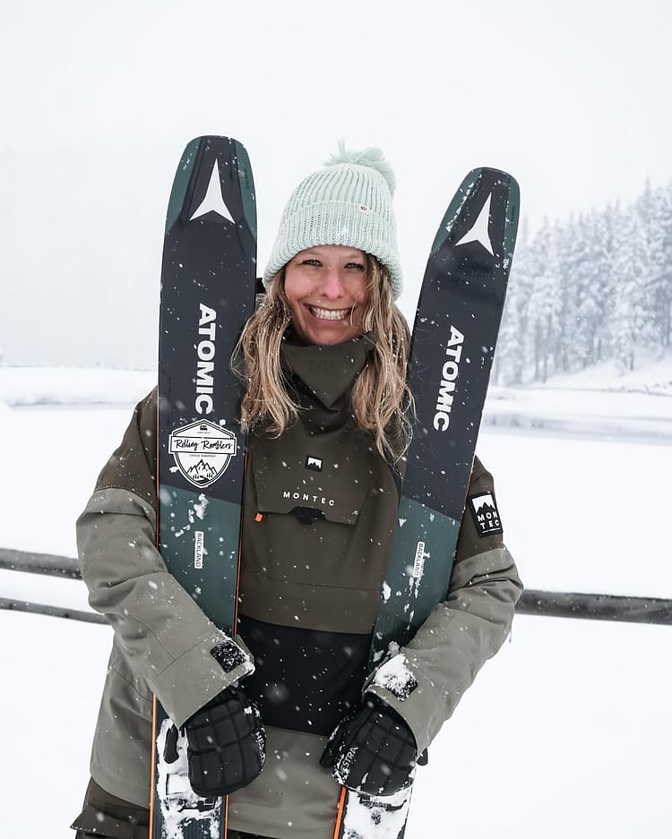 Customer @carmen.akkermans in Doom W Veste Snowboard Femme Olive Green/Black/Greenish