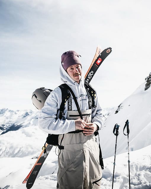 @andi_jenewein porte Montec Arch Snowboard Pants Sand/Black