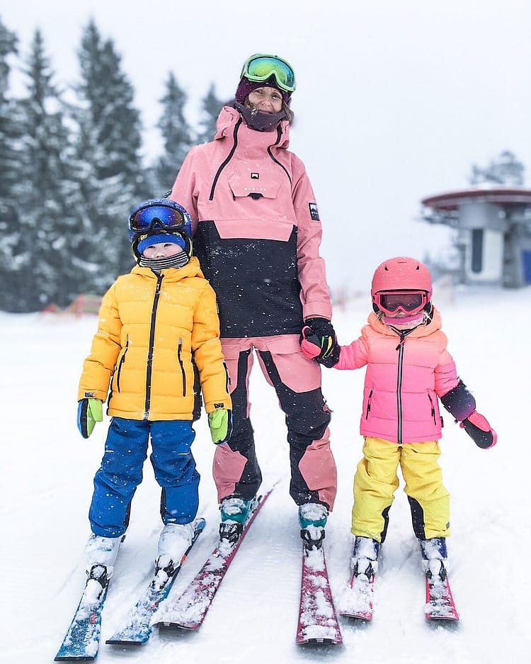 Customer @odlojsovi in Doom W 21 Kurtka Snowboardowa Kobiety Pink/Black