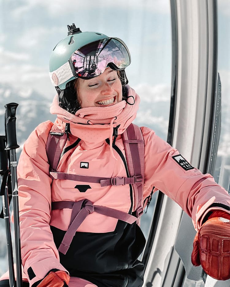 Customer @xirisklinkhamerx in Doom W 21 Kurtka Snowboardowa Kobiety Pink/Black