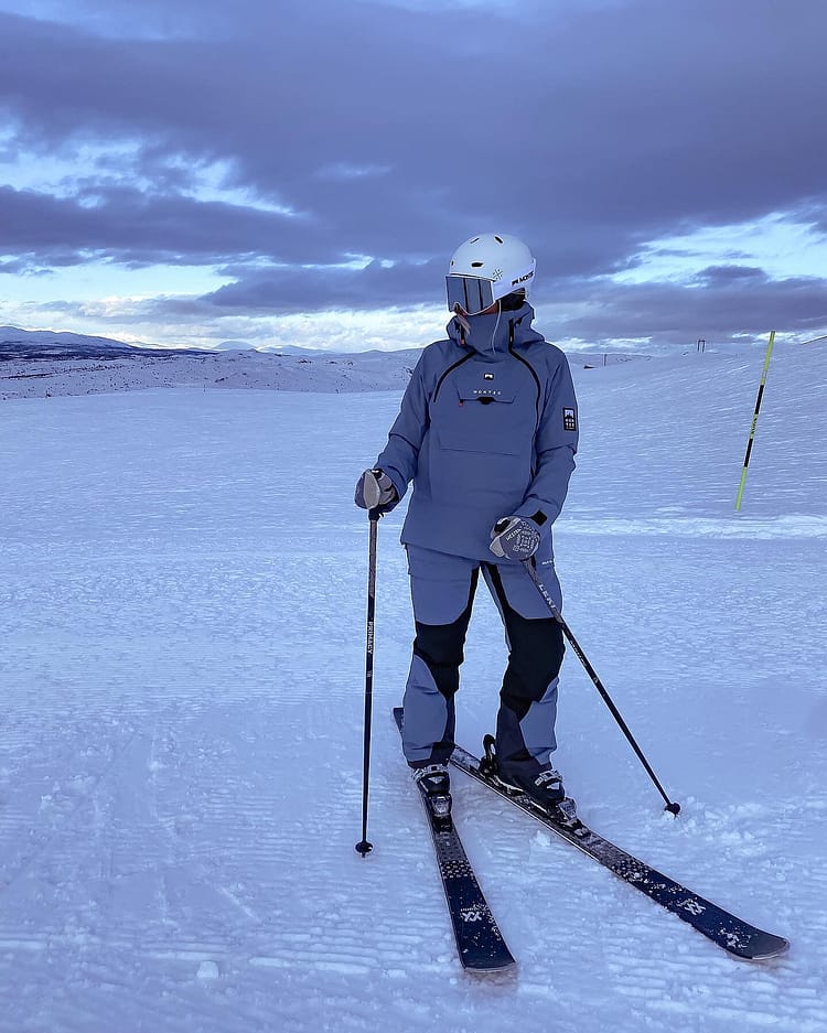 Customer @1ingriiid in Doom W Chaqueta Snowboard Mujer Blue Steel