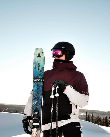 Zákazník @arnesonphoto v Dune 2021 Bunda na Snowboard Pánské Burgundy/Black/Light Grey