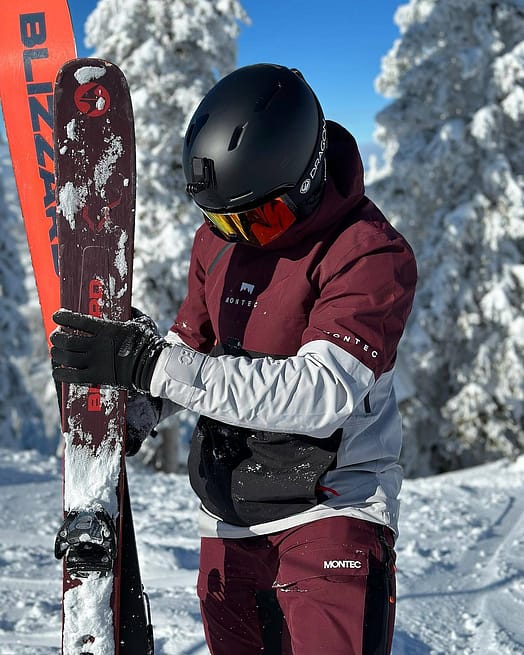 Klient @nathaniel.nyberg w Dune 21 Kurtka Snowboardowa Mężczyźni Burgundy/Black/Light Grey
