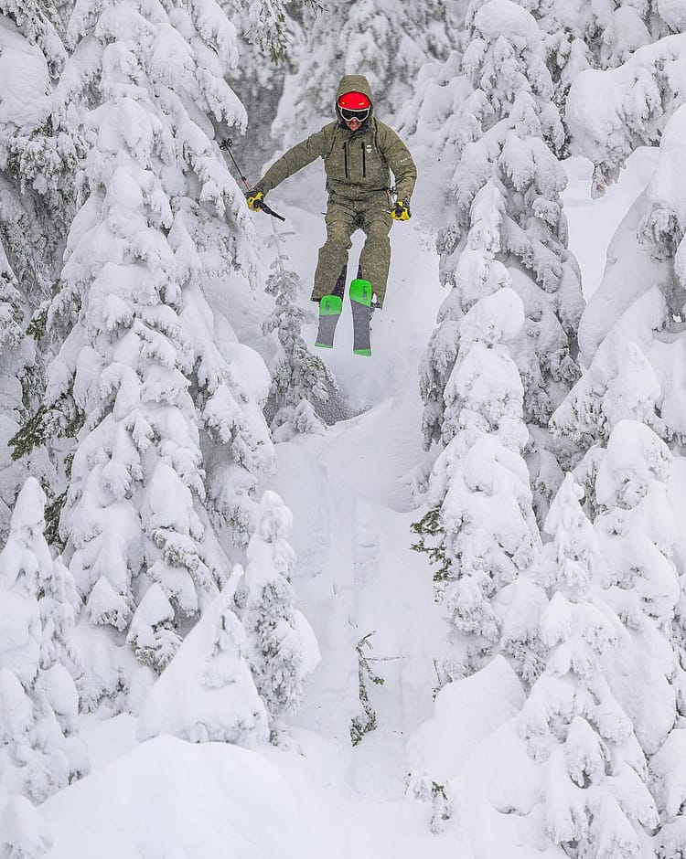 Customer @mac.boucher in Fawk Snowboard Pants Men Greenish Renewed