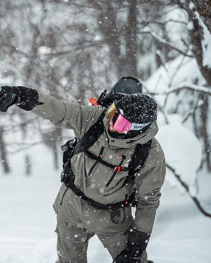 Klant @frozen__fingers in Fawk Snowboard jas Heren Dark Atlantic/Black Renewed