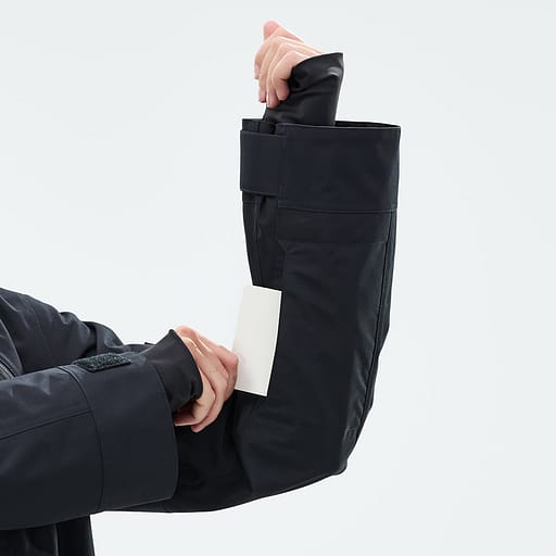 Lift Pass Pocket Main Product Details Image,