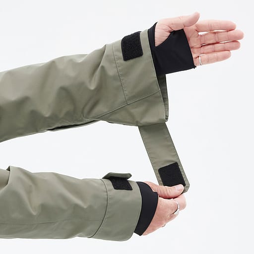 Oversized Sleeve Openings