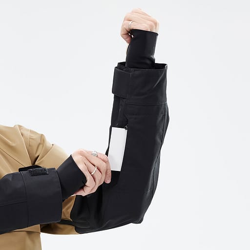 Lift Pass Pocket Main Product Details Image,