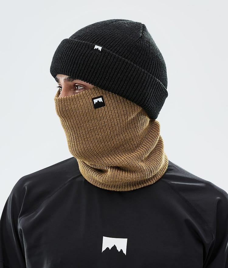 Classic Knitted 2022 Facemask Gold, Image 2 of 3