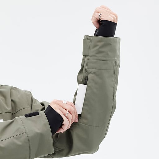Lift Pass Pocket Main Product Details Image,