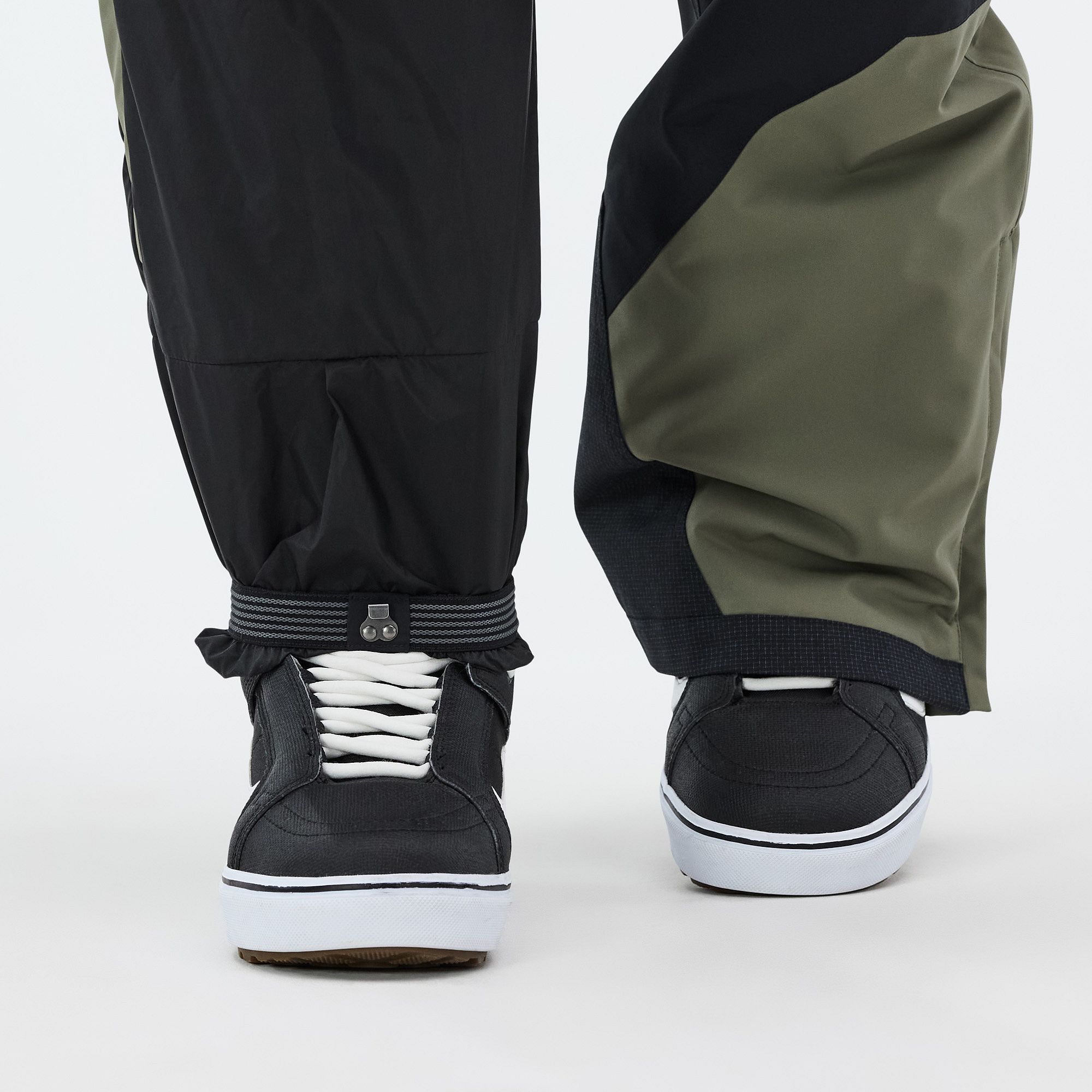 Montec Arch Snowboard Pants Men Greenish/Black | Montecwear.com