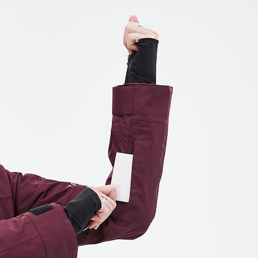 Lift Pass Pocket Main Product Details Image,