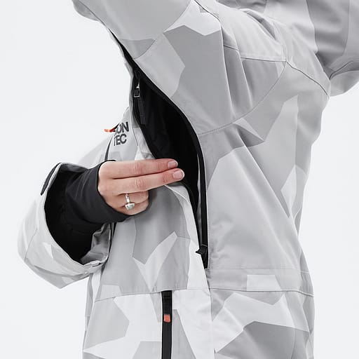 Underarm Vents Main Product Details Image,