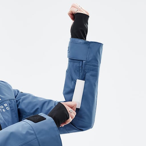 Lift Pass Pocket Main Product Details Image,