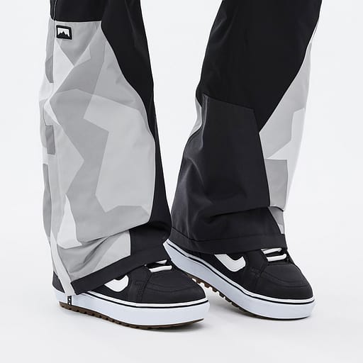 Reinforced Hem and Inner Ankle Main Product Details Image,