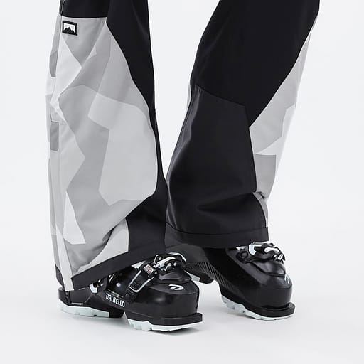 Reinforced Hem and Inner Ankle Main Product Details Image,
