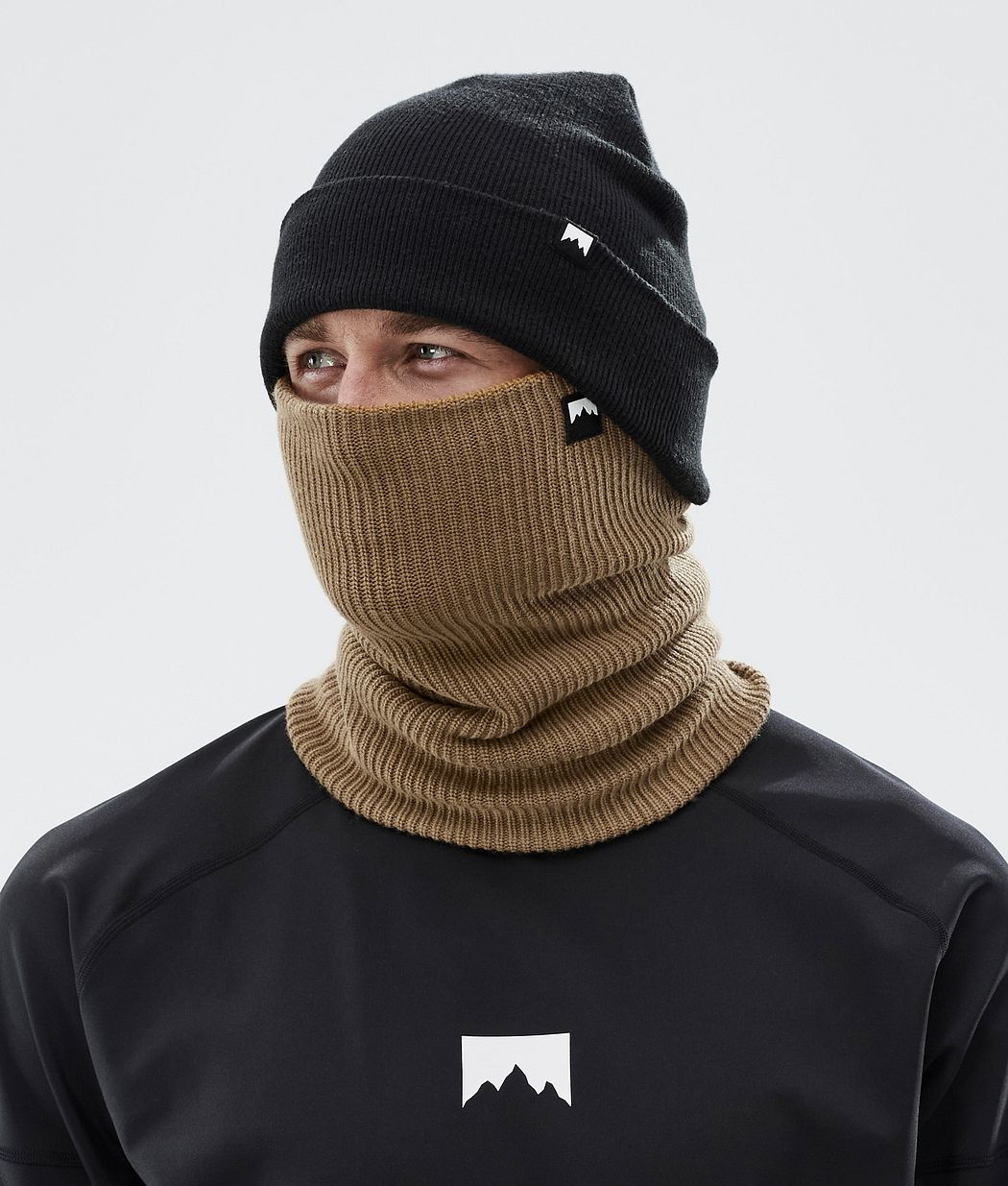 Classic Knitted Facemask Gold