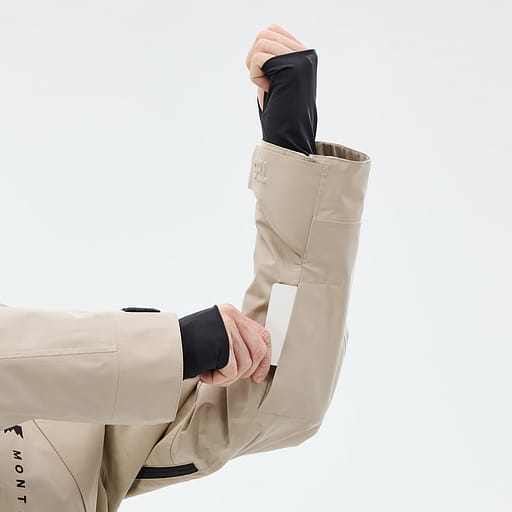 Lift Pass Pocket Main Product Details Image,