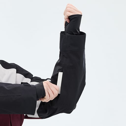 Oversized Sleeve Openings