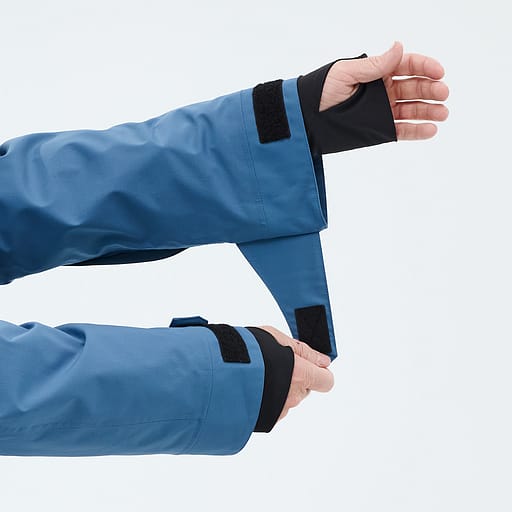 Oversized Sleeve Openings