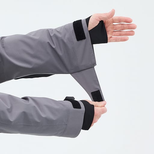Oversized Sleeve Openings