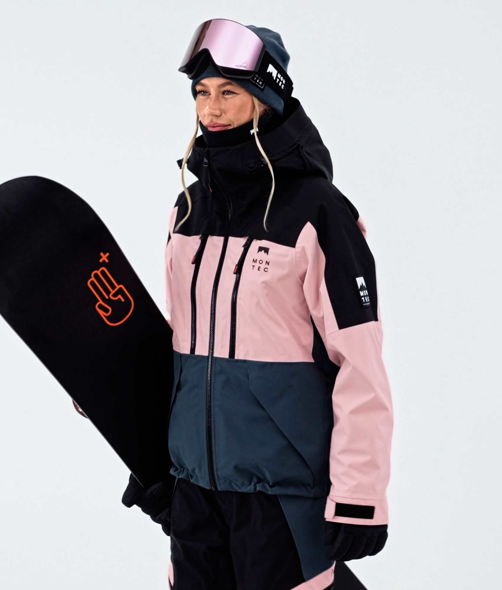 Under Armour スノーボード　スキーウェア　レディース　SM Montec Sentinel W Snowboard Jacket Women Black/Soft Pink/Metal