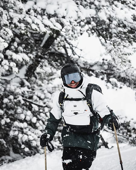 Image 1 of 2 - Andi Jenewein Skiing