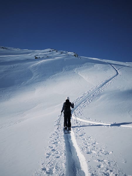 Image 4 of 14 in gallery – Dope Snow Riders