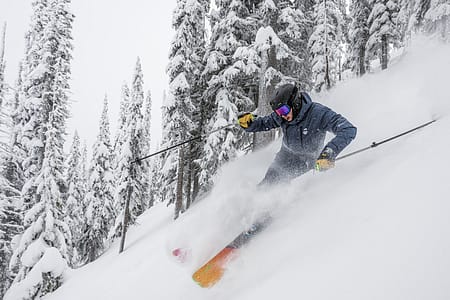 Image 1 of 3 - Ian Deans skiing