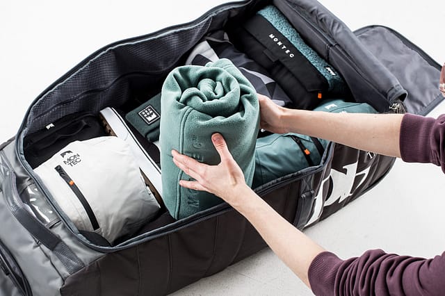 Kuinka viikata ja säilyttää Montec varusteesi | Montec Magazine Kuinka viikata ja säilyttää Montec varusteesi | Montec Magazine