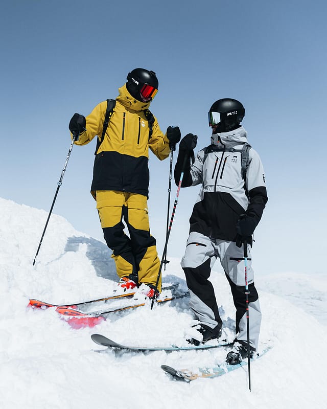 How to choose ski pole length | Montec Magazine How to choose ski pole length | Montec Magazine