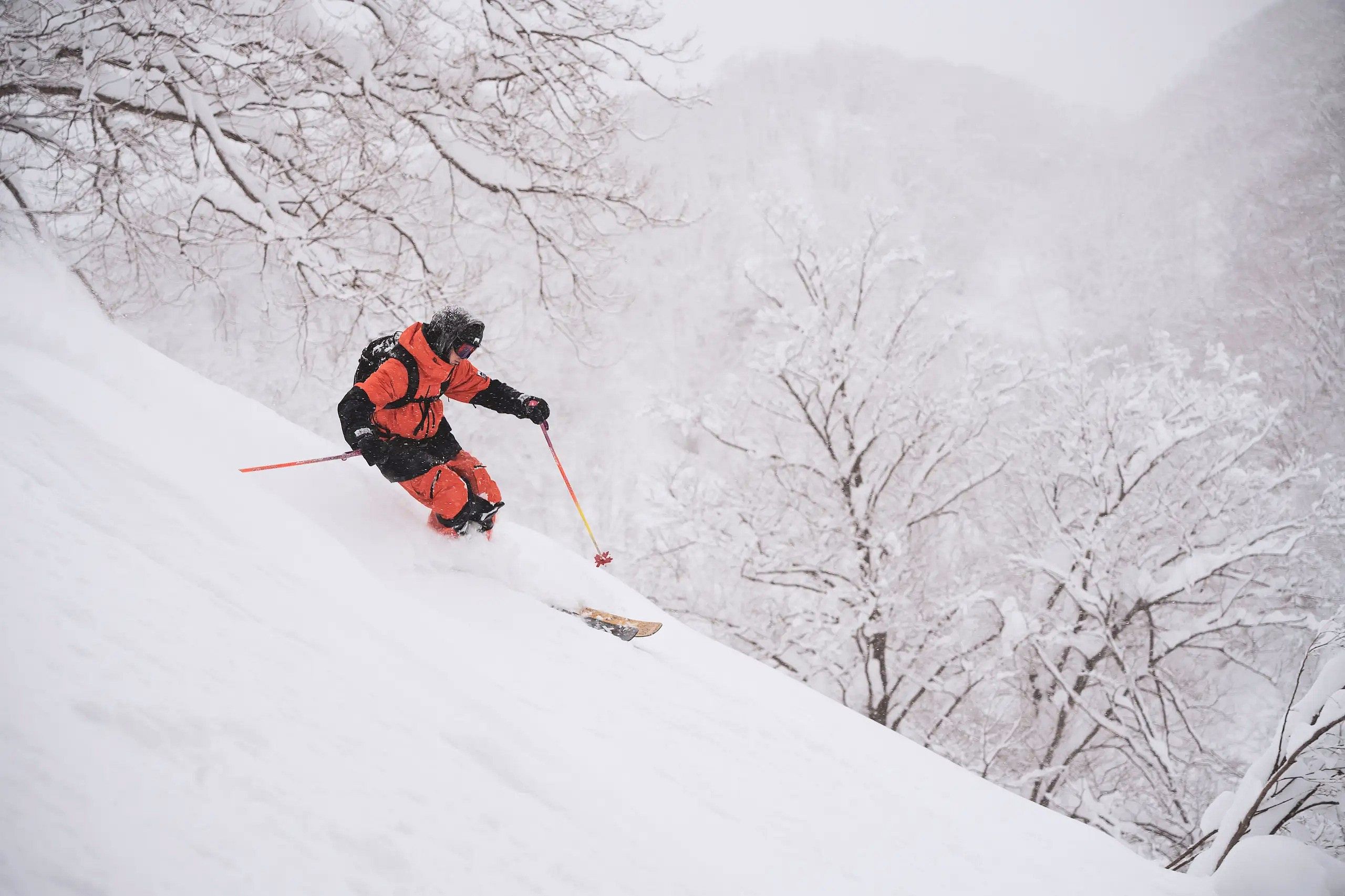 the-best-ski-resorts-in-japan-guide-with-freeskier-zach-munro-montec-magazine